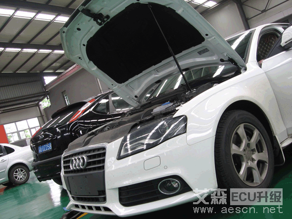 奥迪A4L 2.0T刷ECU案例