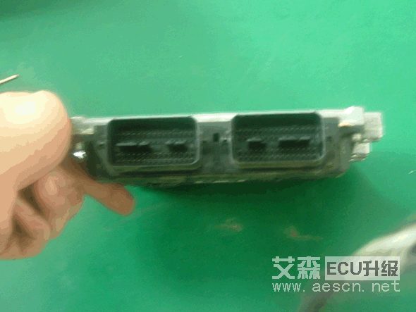 雨燕刷ECU